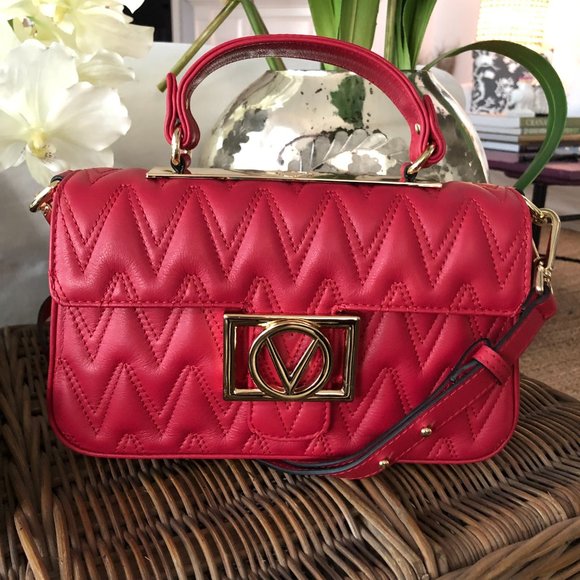 ❤️ NEW Mario VALENTINO Florence D Plate Quilted Red Leather Shoulder Bag - Picture 2 of 11